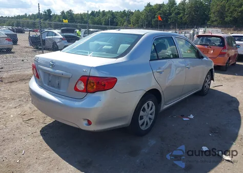 2010 Toyota Corolla Le z USA, uszkodzony, nr VIN JTDBU4EE6AJ082448
